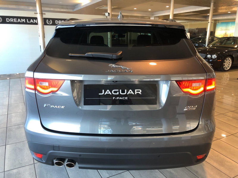 Jaguar F-Pace usata a Pistoia (10)