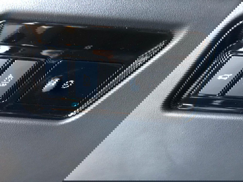 Jaguar F-Pace usata a Pistoia (14)