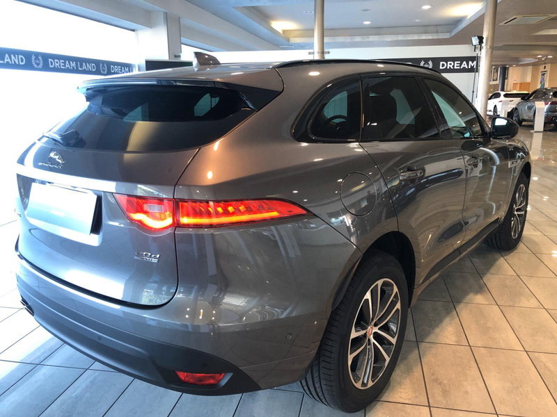Jaguar F-Pace usata a Pistoia (3)
