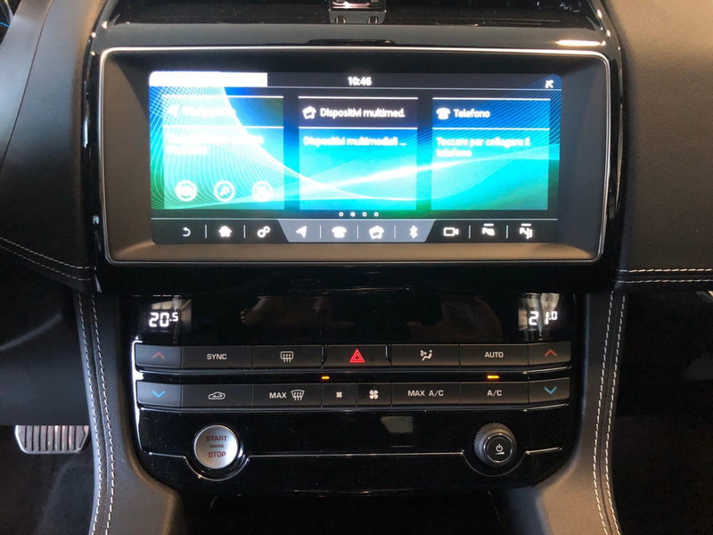 Jaguar F-Pace usata a Pistoia (6)