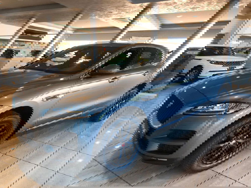 Jaguar F-Pace usata a Pistoia (3)
