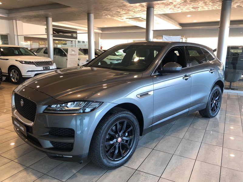 Jaguar F-Pace usata a Pistoia (3)