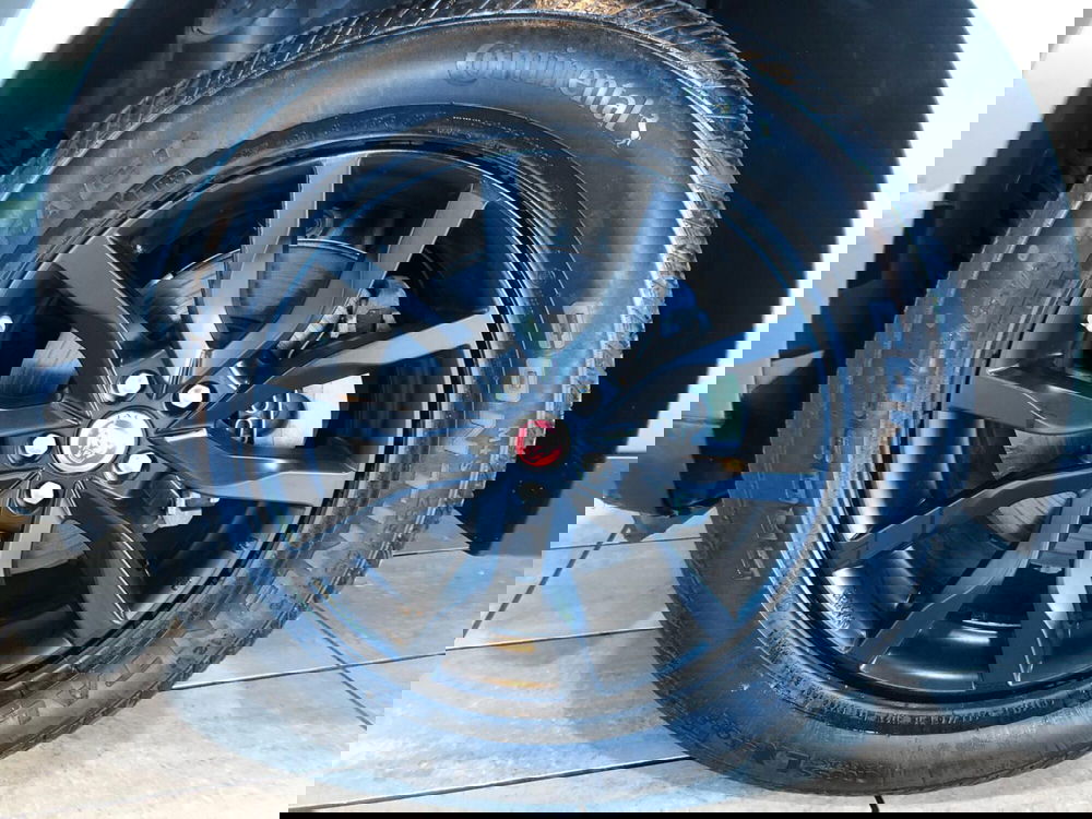 Jaguar F-Pace usata a Pistoia (7)