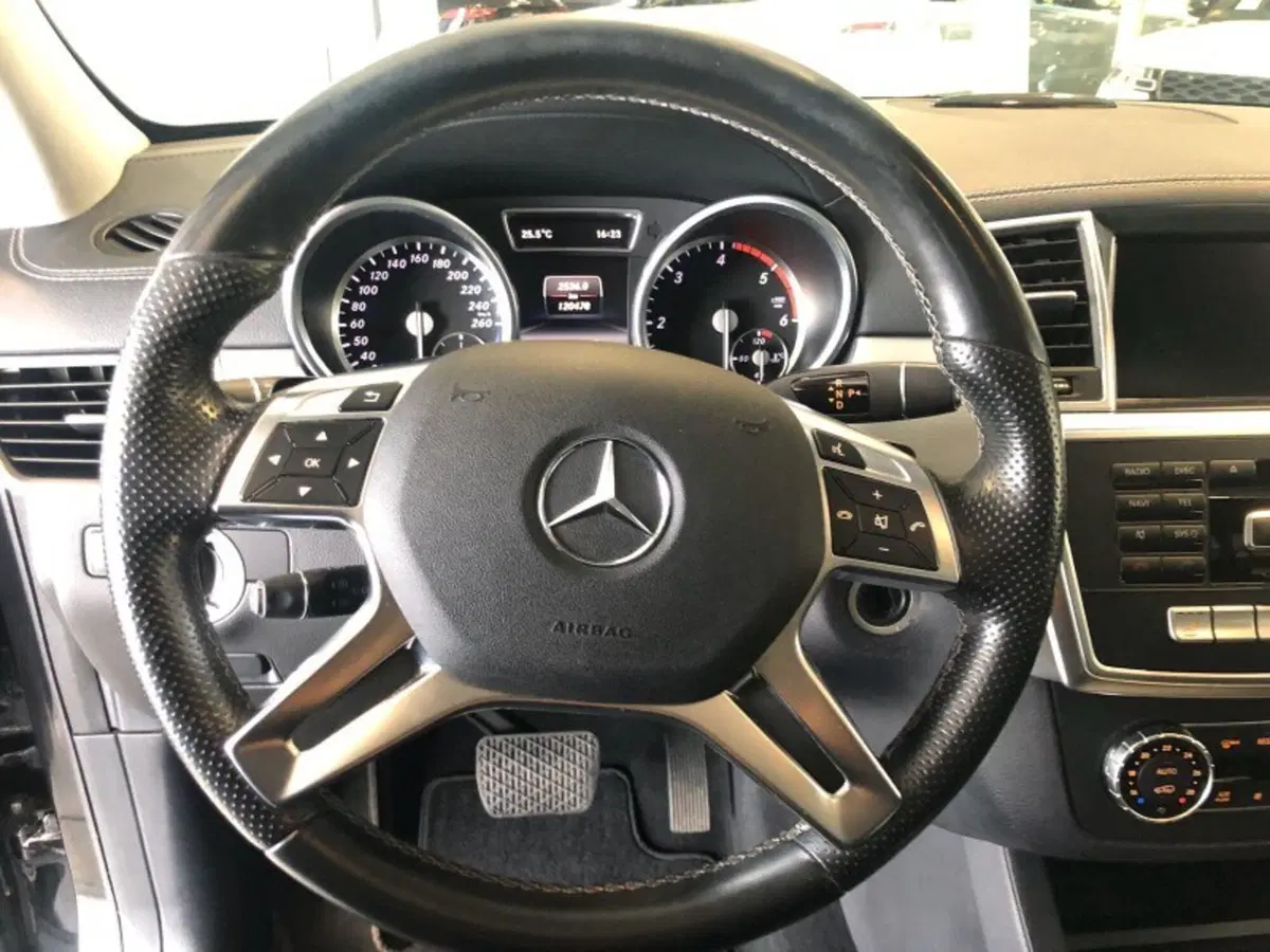 Mercedes-Benz GL usata a Pistoia (13)