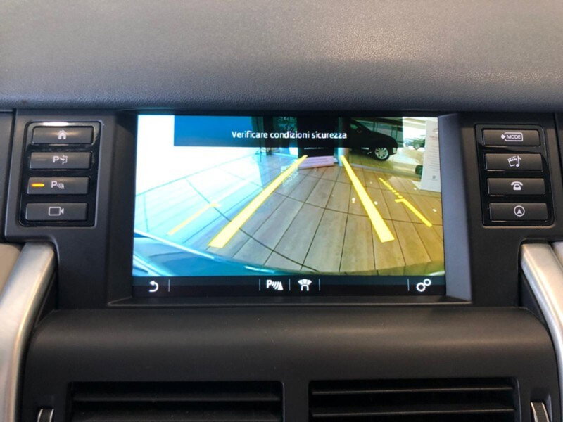 Land Rover Discovery Sport usata a Pistoia (9)