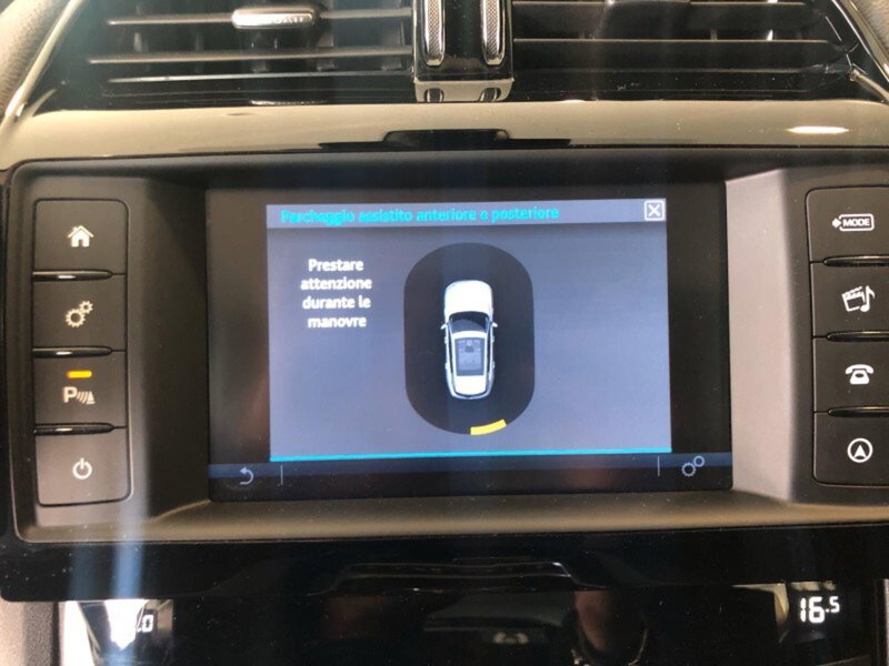 Jaguar F-Pace usata a Pistoia (10)