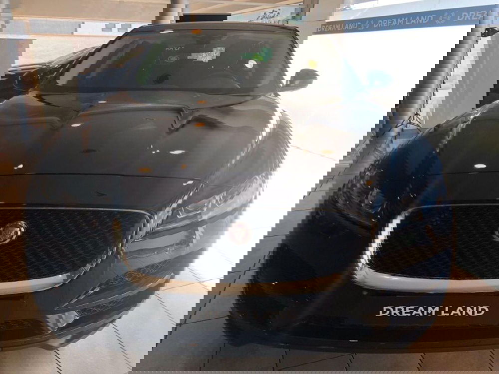 Jaguar F-Pace usata a Pistoia (13)