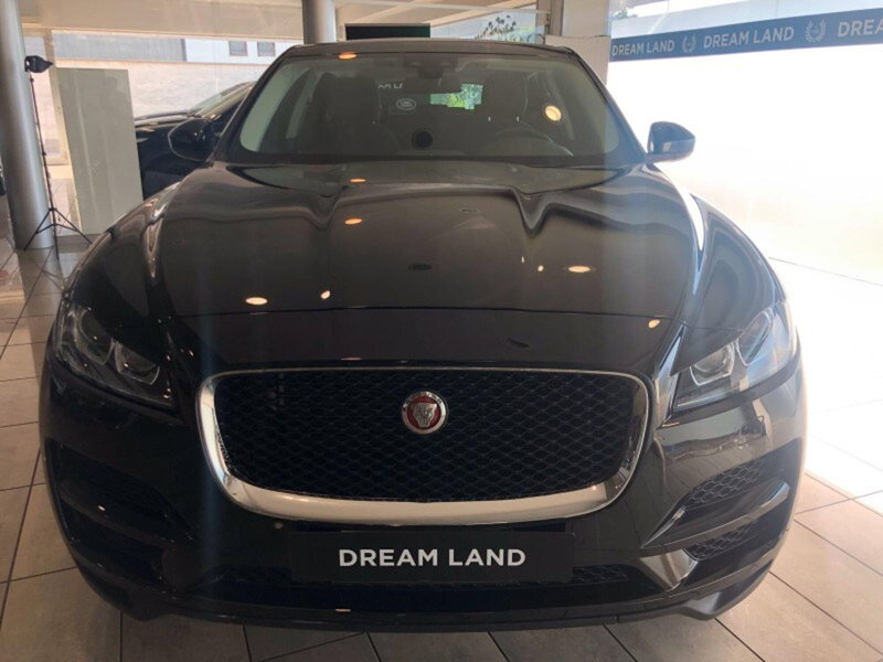 Jaguar F-Pace usata a Pistoia (13)