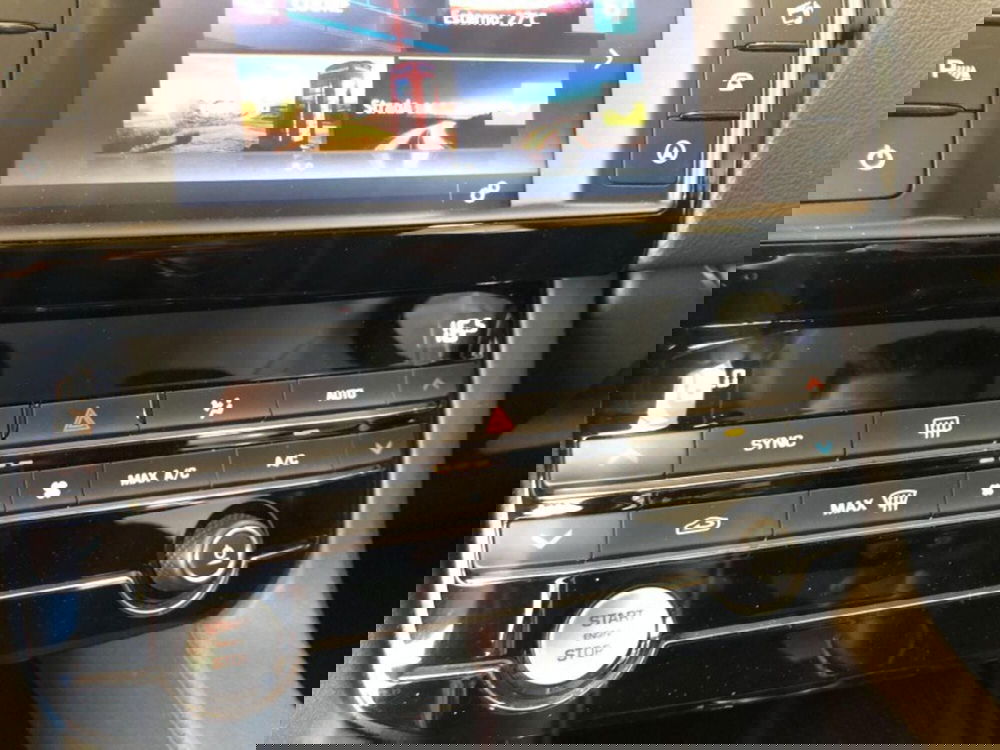 Jaguar F-Pace usata a Pistoia (14)