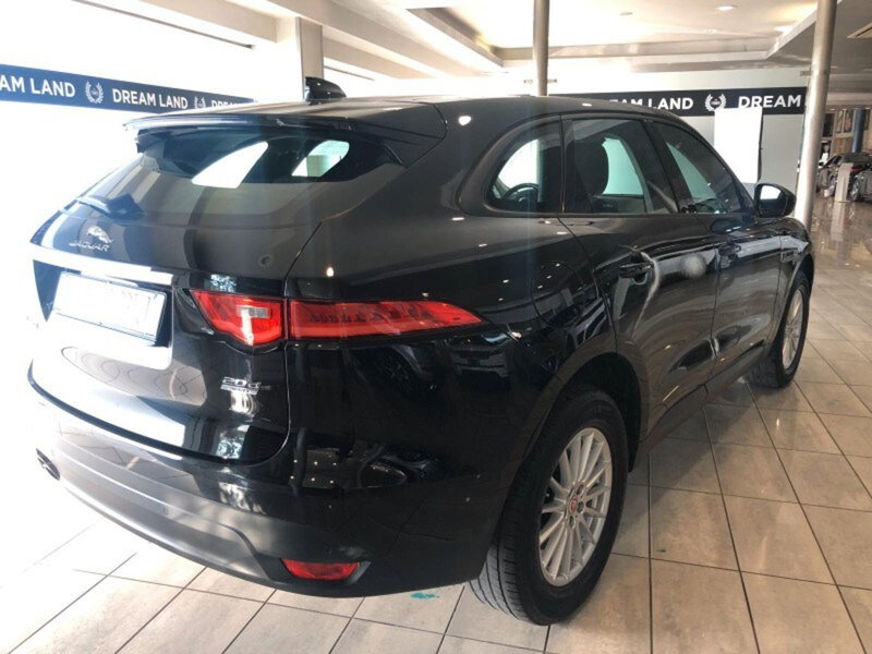 Jaguar F-Pace usata a Pistoia (3)
