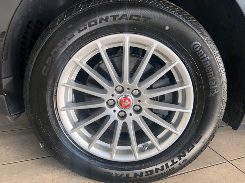 Jaguar F-Pace usata a Pistoia (8)