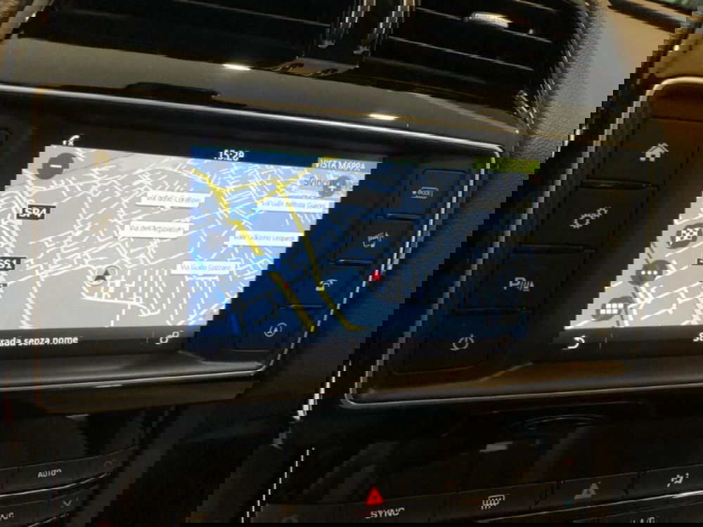 Jaguar F-Pace usata a Pistoia (10)