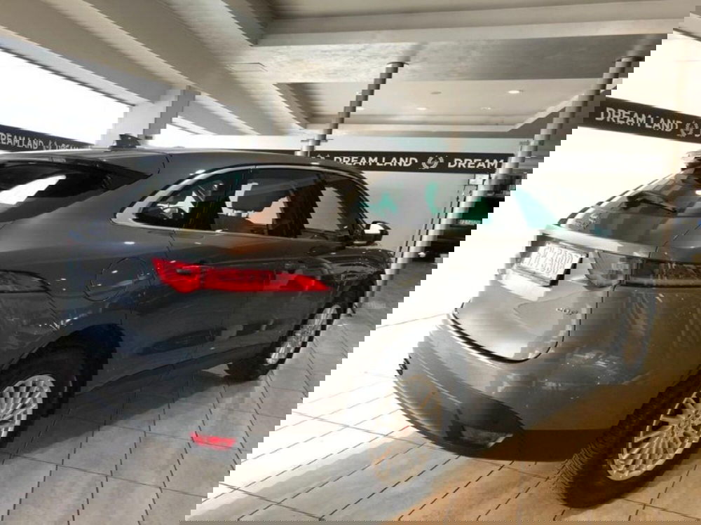 Jaguar F-Pace usata a Pistoia (2)