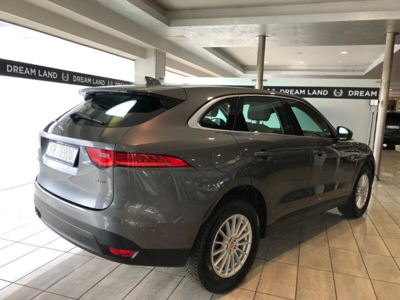 Jaguar F-Pace usata a Pistoia (2)