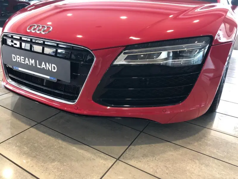 Audi R8 Coupé usata a Pistoia (10)