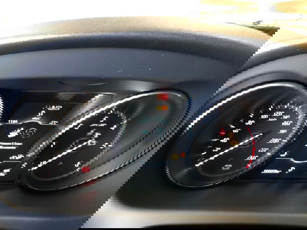 Land Rover Discovery Sport usata a Pistoia (7)