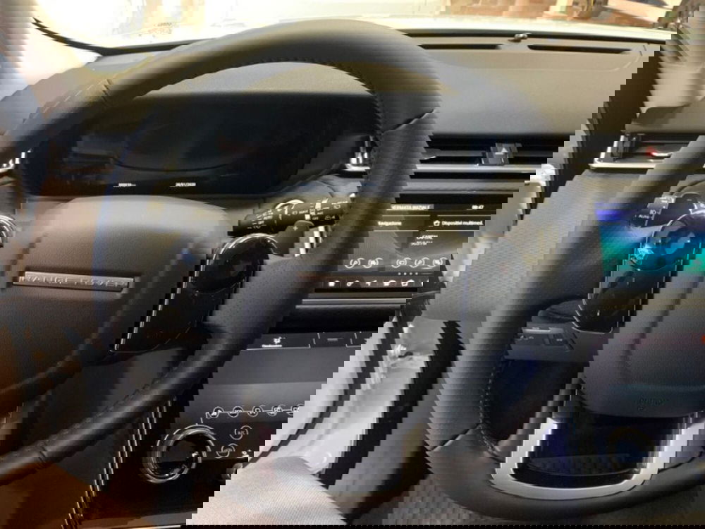 Land Rover Range Rover Velar nuova a Pistoia (10)