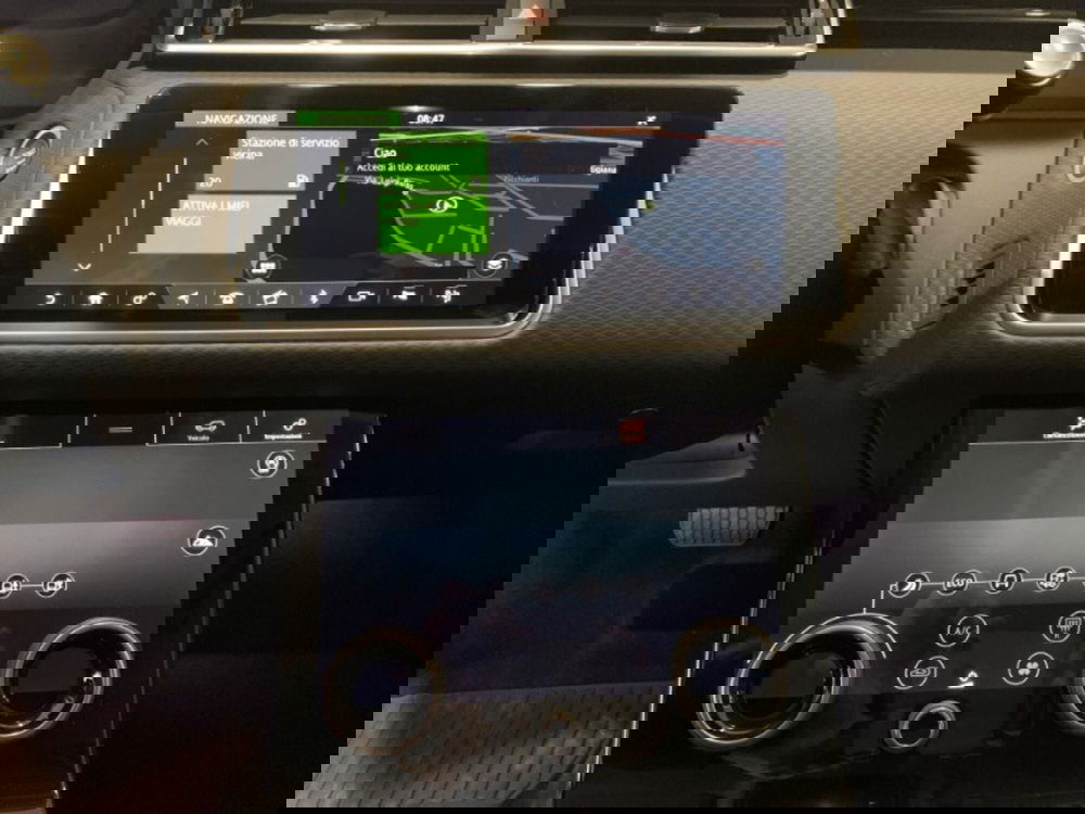 Land Rover Range Rover Velar nuova a Pistoia (11)