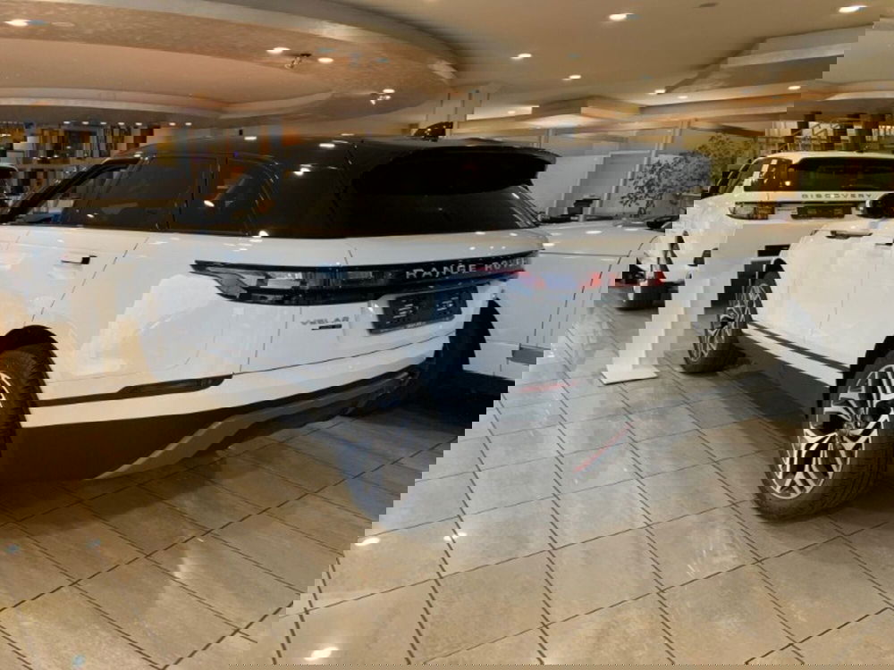 Land Rover Range Rover Velar nuova a Pistoia (2)