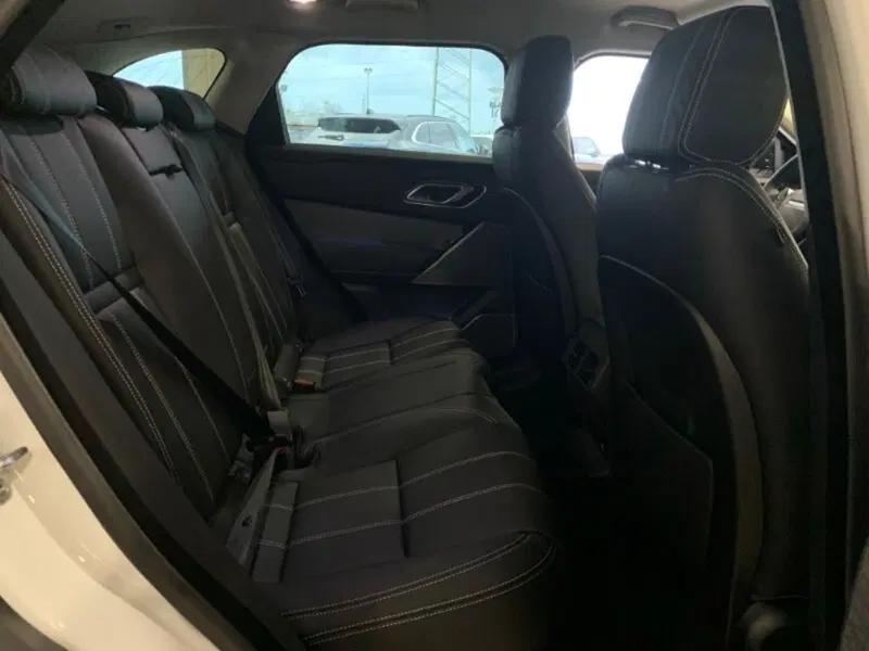 Land Rover Range Rover Velar nuova a Pistoia (6)