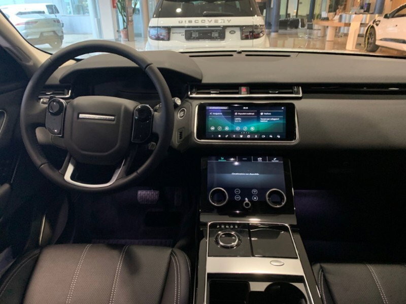 Land Rover Range Rover Velar nuova a Pistoia (7)