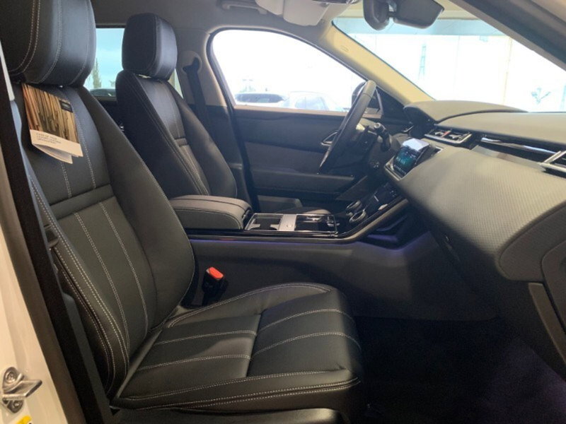 Land Rover Range Rover Velar nuova a Pistoia (8)