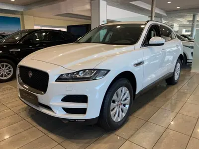 Jaguar F-Pace 2.0 D 240 CV AWD aut. Prestige nuova a Agliana