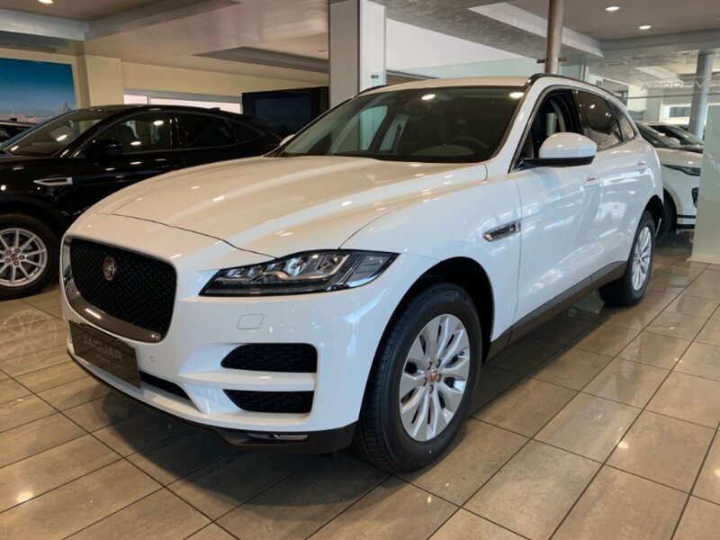Jaguar F-Pace nuova a Pistoia