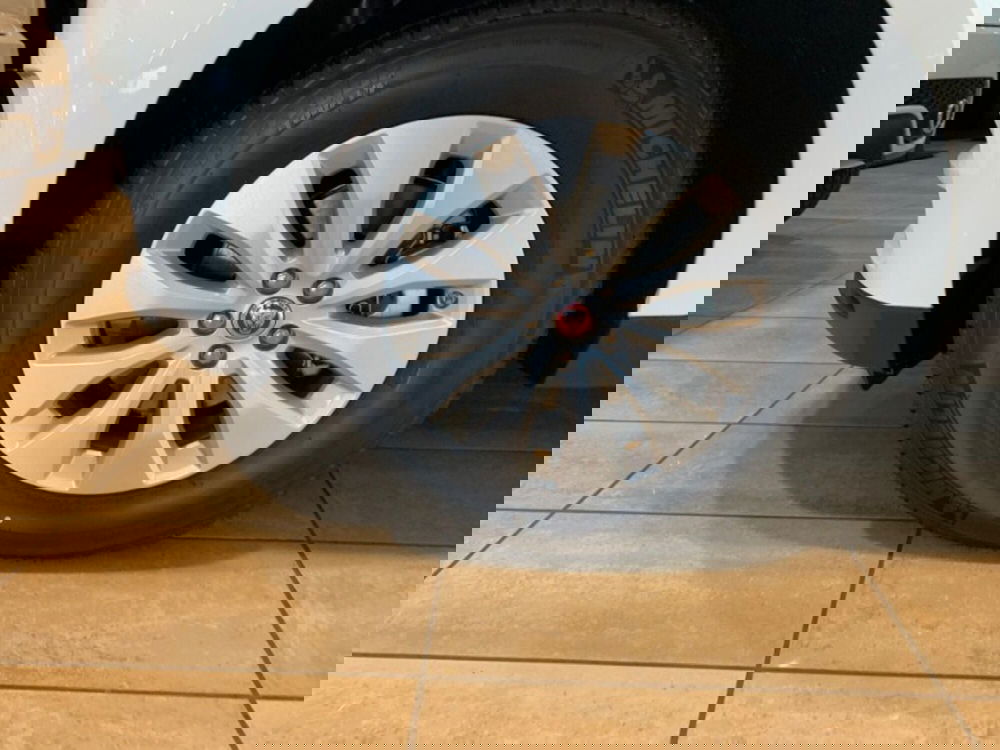 Jaguar F-Pace nuova a Pistoia (5)