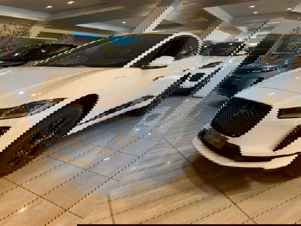 Jaguar I-Pace nuova a Pistoia