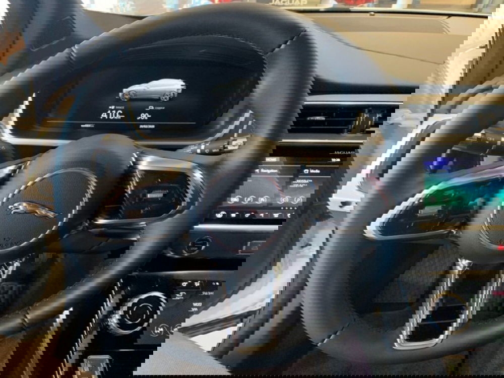 Jaguar I-Pace nuova a Pistoia (11)