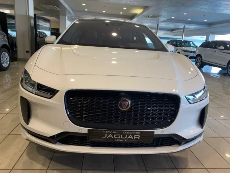 Jaguar I-Pace nuova a Pistoia (4)
