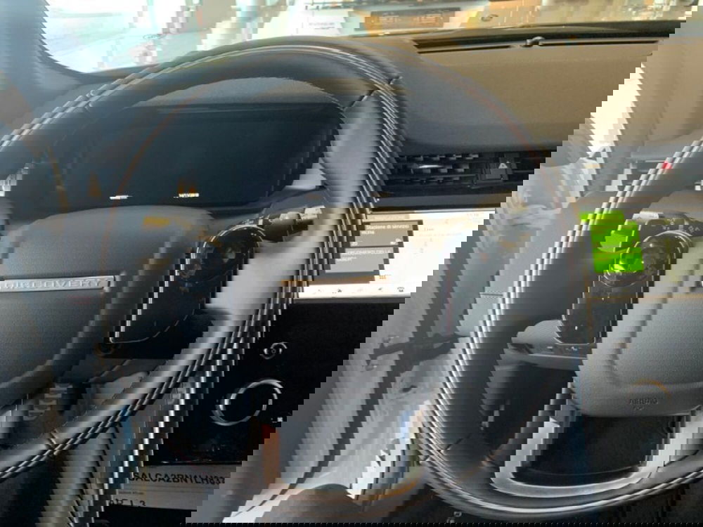 Land Rover Discovery Sport nuova a Pistoia (11)