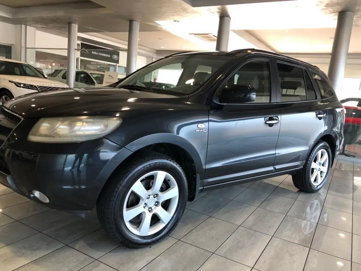 Hyundai Santa Fe usata a Pistoia (4)