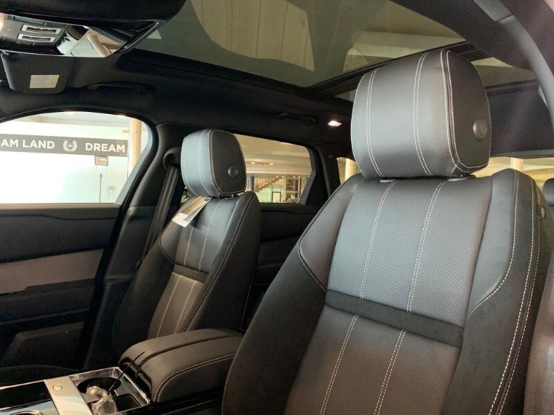 Land Rover Range Rover Velar nuova a Pistoia (11)