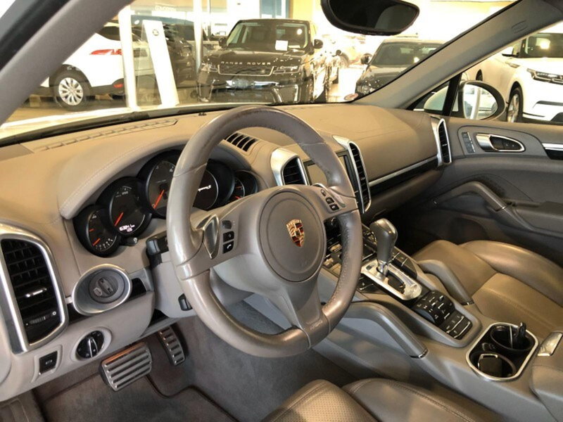 Porsche Cayenne usata a Pistoia (10)