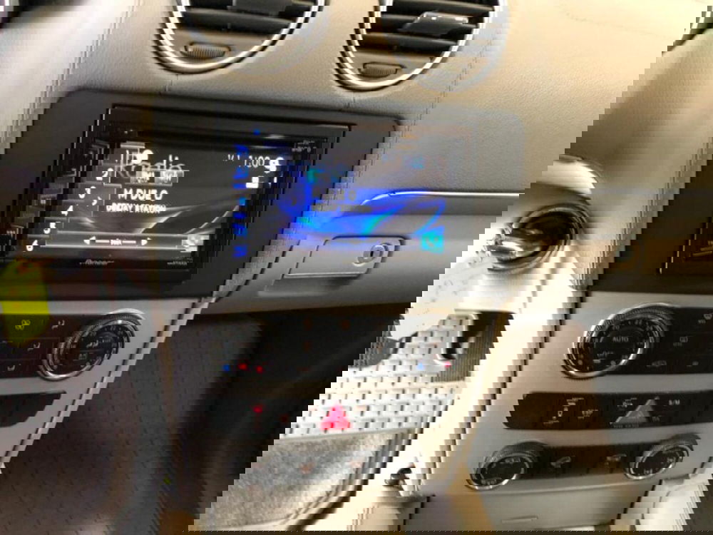 Mercedes-Benz GLK usata a Pistoia (12)