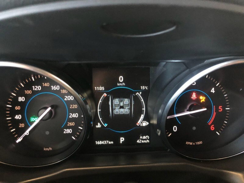 Jaguar XF usata a Pistoia (10)