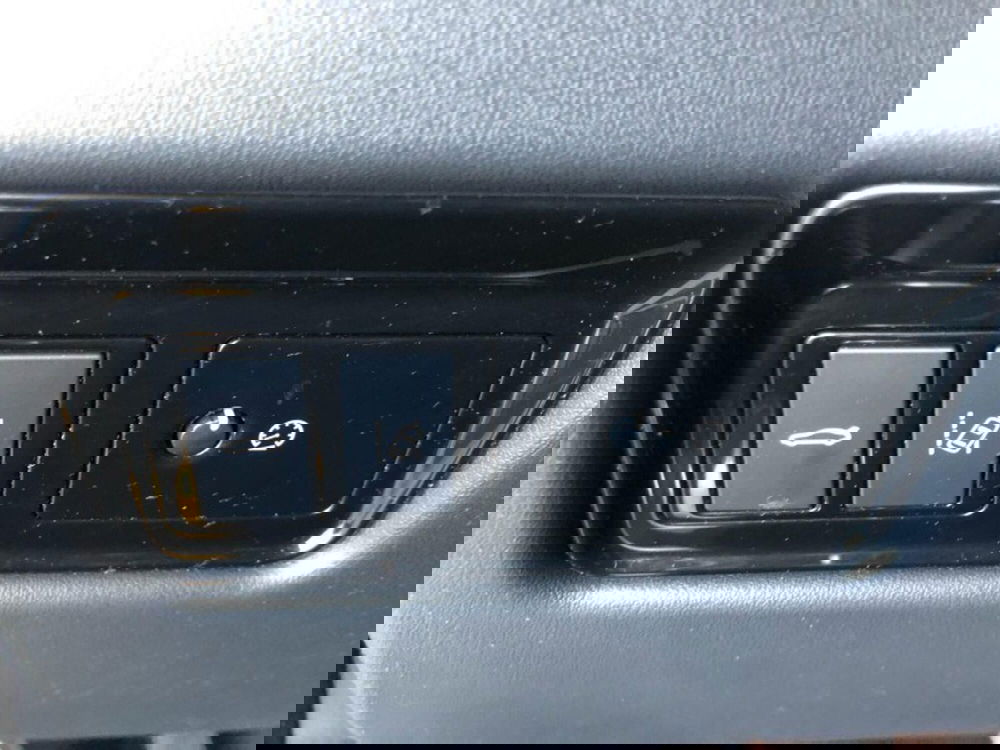 Jaguar XF usata a Pistoia (15)