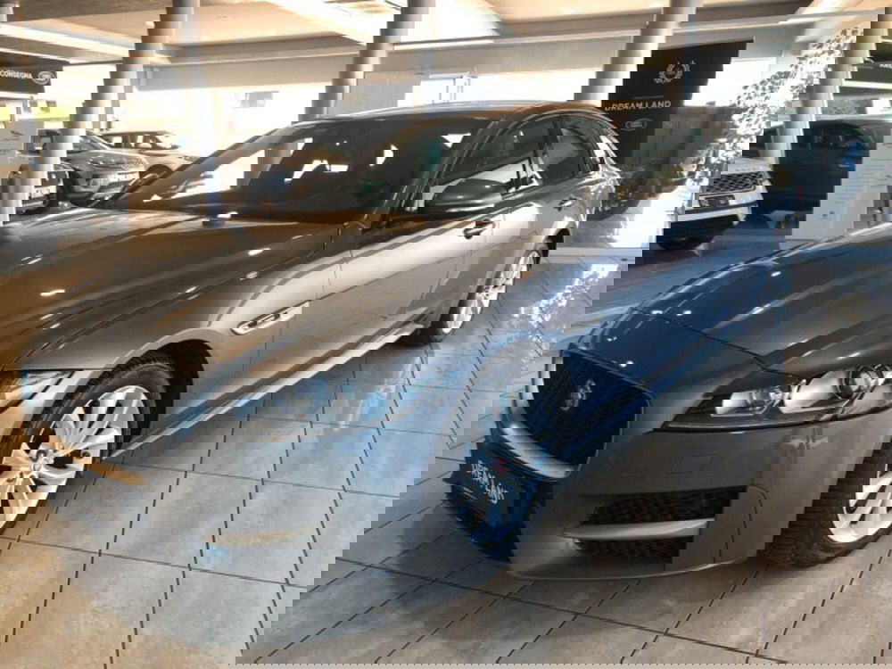 Jaguar XF usata a Pistoia (2)