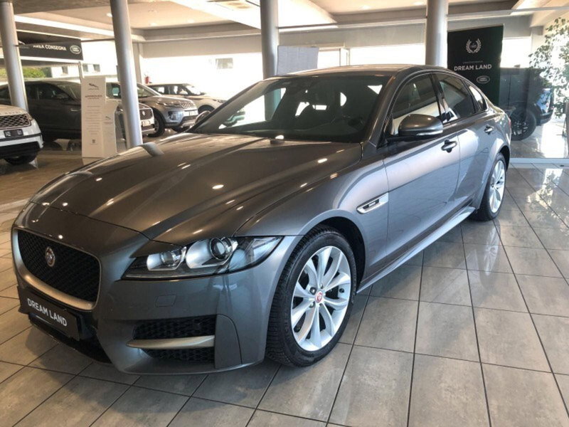 Jaguar XF usata a Pistoia (2)