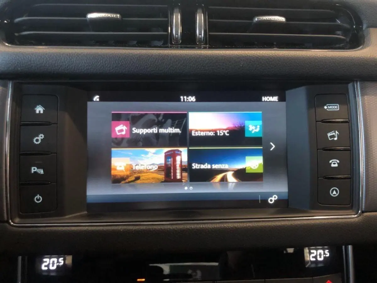 Jaguar XF usata a Pistoia (7)