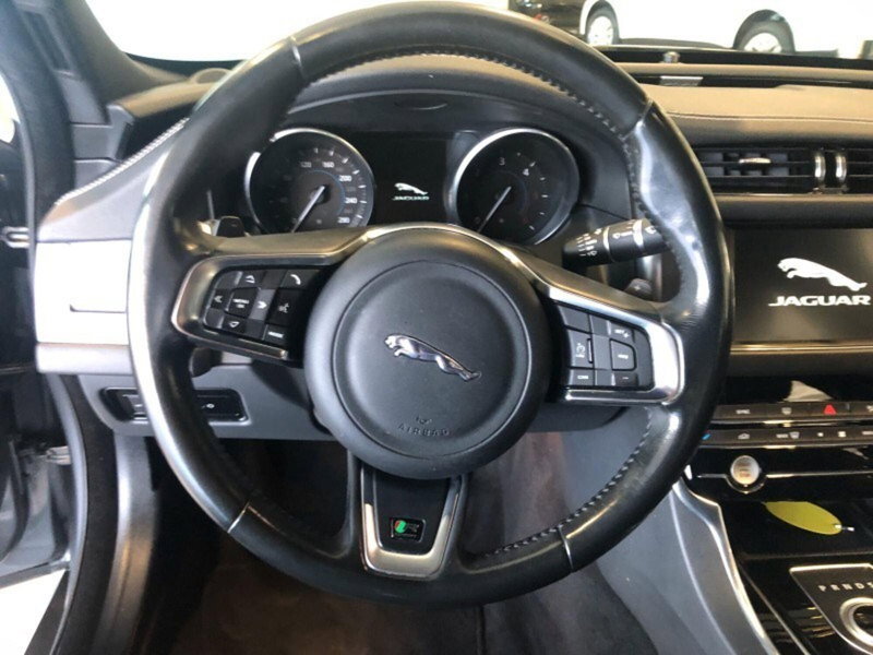 Jaguar XF usata a Pistoia (8)