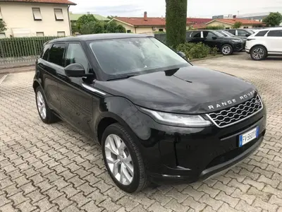 Land Rover Range Rover Evoque 2.0D I4 180 CV AWD Auto SE del 2019 usata a Agliana