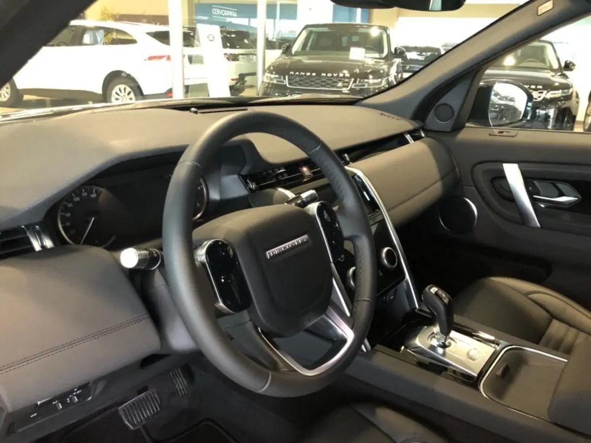 Land Rover Discovery Sport usata a Pistoia (12)