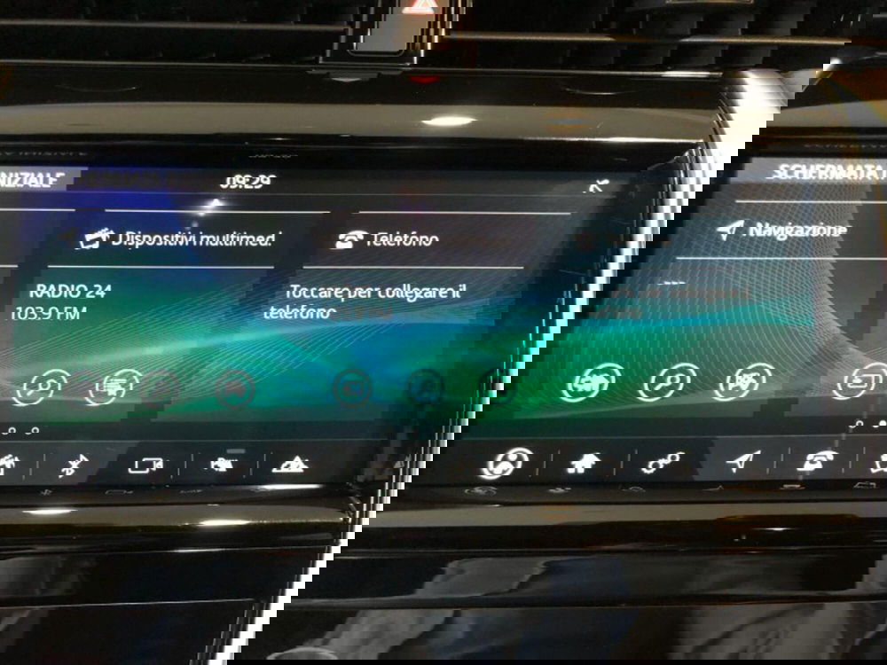 Land Rover Discovery Sport usata a Pistoia (5)