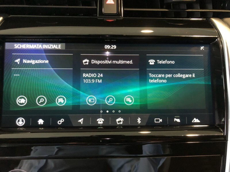 Land Rover Discovery Sport usata a Pistoia (5)