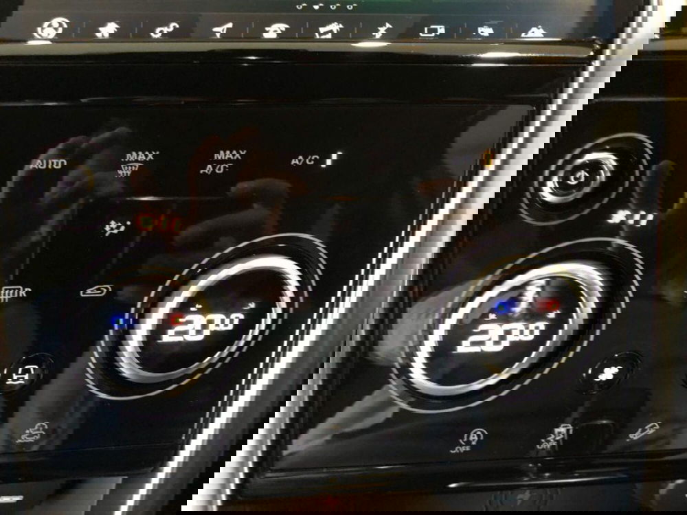 Land Rover Discovery Sport usata a Pistoia (8)