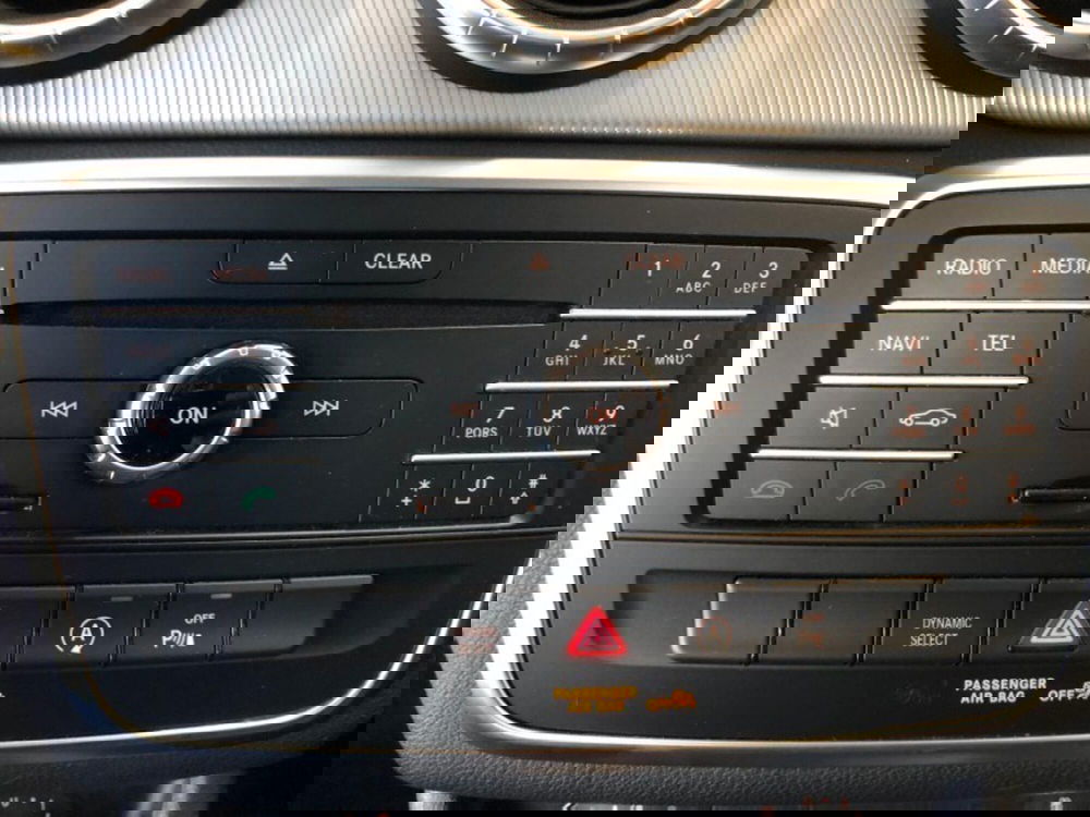 Mercedes-Benz CLA Shooting Brake usata a Pistoia (12)