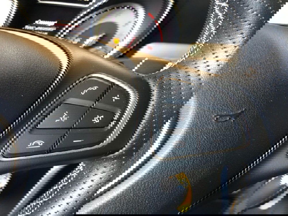 Mercedes-Benz CLA Shooting Brake usata a Pistoia (13)